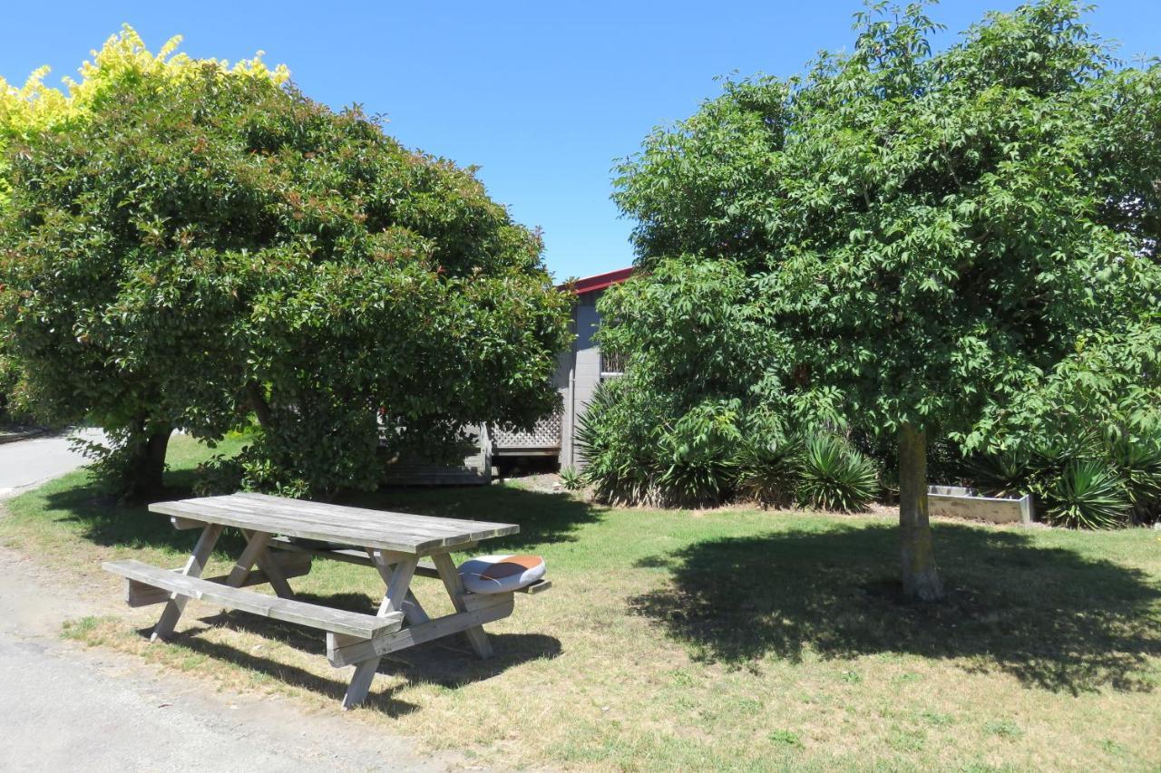 Rangiora Eco Holiday Park Fernside Екстериор снимка
